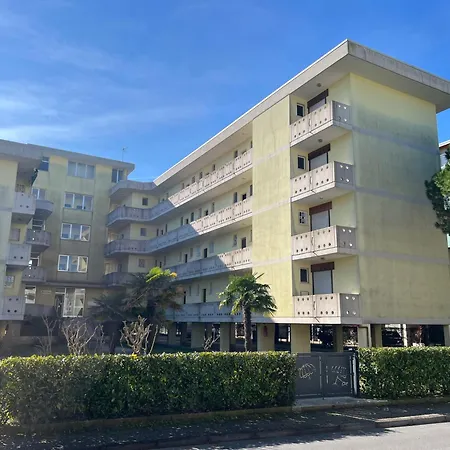 Apartman Jet *